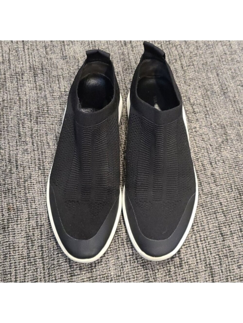 Via Spiga mesh knit blk pull on sneakers